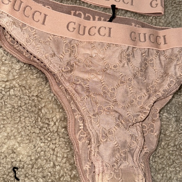 Gucci Pink Lace Bra Intimates - Picture 6 of 6